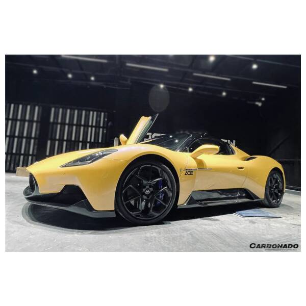 Maserati MC20 Dry Carbon Fiber body kit